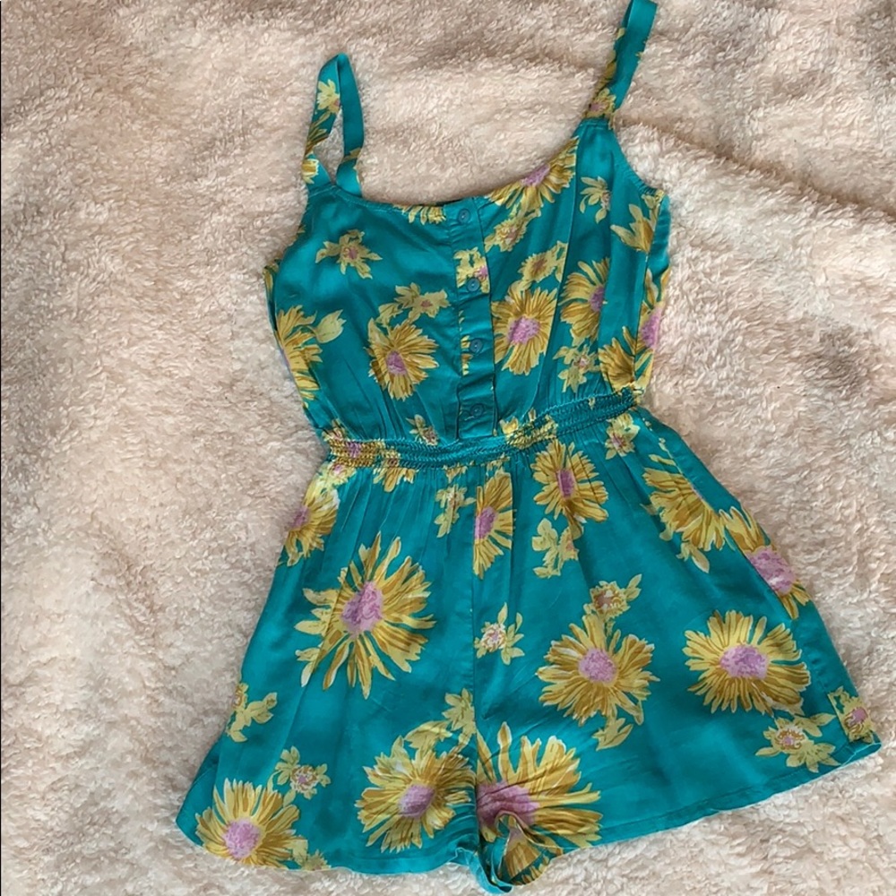 Floral Romper Size XS